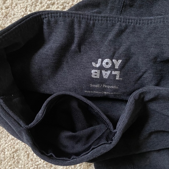 Charcoal Gray Activewear Leggings - Picture 4 of 4